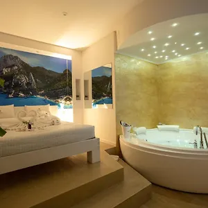 https://sunshine-charming-houses.hotelsalgherosardinia.com